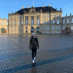 Meet your Posher, Jessica